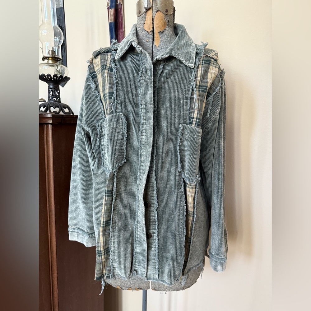 NWOT POL Plaid Rough Hem Green Gray Distressed Corduroy Jacket